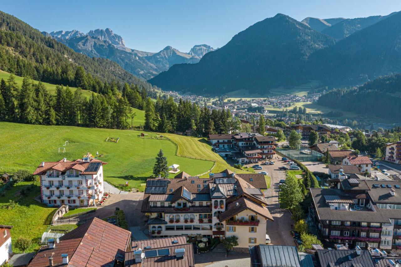 Mytime Hotels La Grotta Vigo di Fassa Buitenkant foto