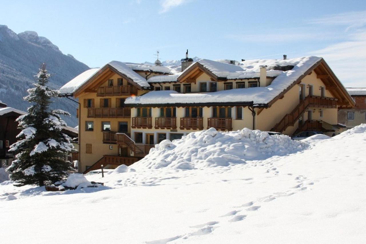 Mytime Hotels La Grotta Vigo di Fassa Buitenkant foto