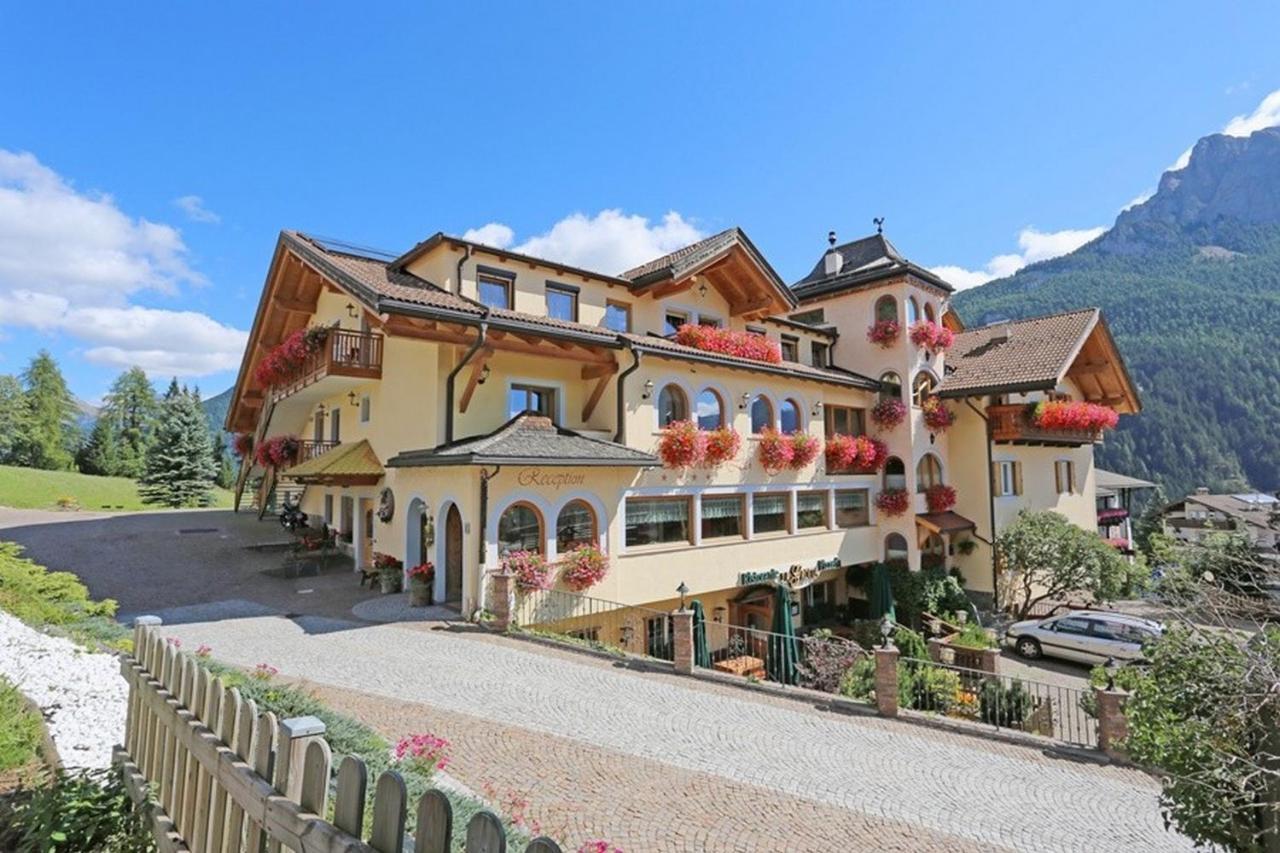 Mytime Hotels La Grotta Vigo di Fassa Buitenkant foto